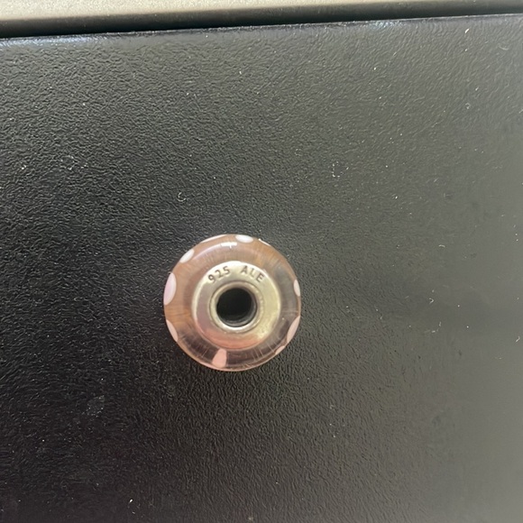 Pandora Pink Polka Dot Murano Glass Bead - Picture 2 of 3